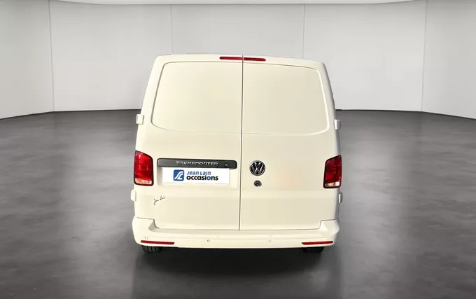 VOLKSWAGEN UTILITAIRES TRANSPORTER 6.1 VAN L1H1 2.0 TDI 150 DSG7 BUSINESS extérieur arrière 106324