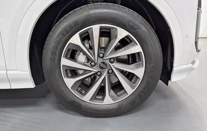 AUDI Q6 E-TRON SPORTBACK 306 ch 100 kWh performance S line photo 9 9311