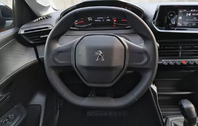 PEUGEOT 208 PureTech 75 S&S BVM5 Like photo 9 3014035