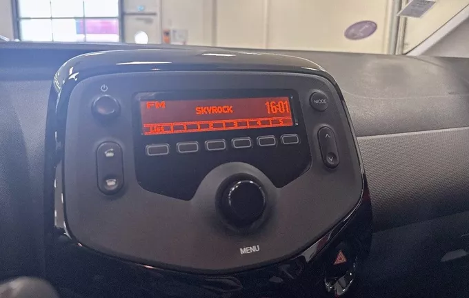 PEUGEOT 108 VTi 72ch BVM5 Style photo 15 3015252