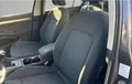 Miniature VOLKSWAGEN GOLF 2.0 TDI SCR 115 BVM6 Life 1st extérieur trois quart arrière droit 2127369