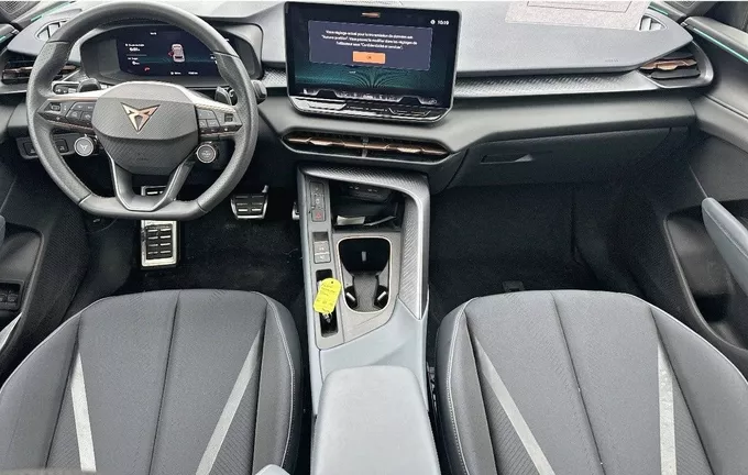 CUPRA TERRAMAR 1.5 eHybrid 272 ch DSG6 VZ extérieur trois quart avant droit 2127838