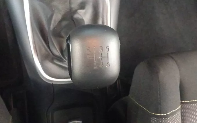 CITROEN C3 PureTech 110 S&S BVM6 Shine photo 13 946553