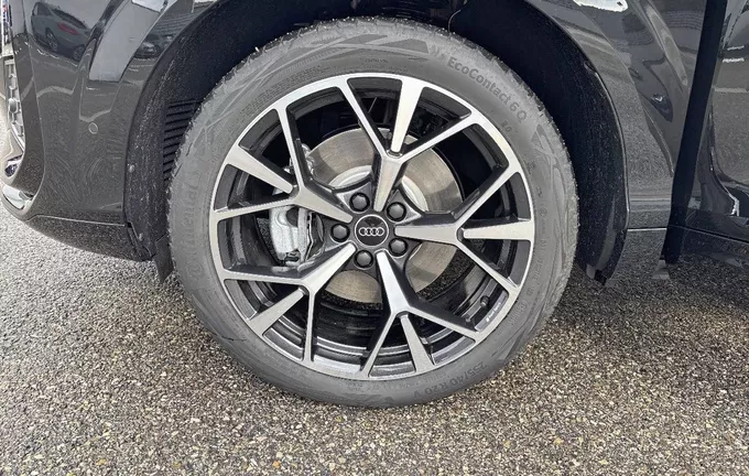AUDI Q3 Sportback e-hybrid 272 ch S tronic 6 S line photo 9 6077