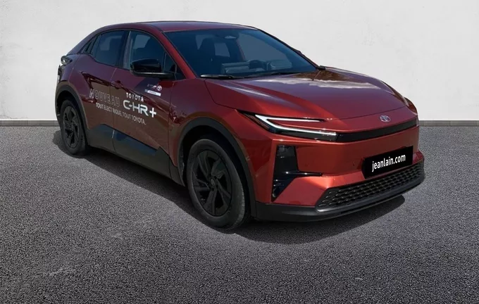 TOYOTA C-HR + Grande autonomie design extérieur trois quart avant droit 117153