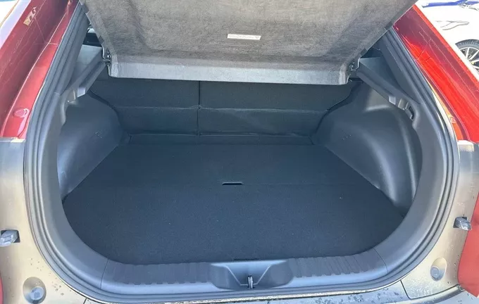 TOYOTA C-HR + Grande autonomie design photo 10 117153