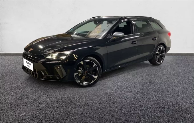 CUPRA LEON Sportstourer 1.5 eTSI Hybrid 150 ch DSG7 extérieur trois quart avant gauche 2122308