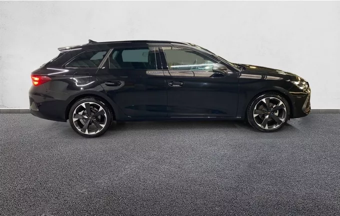 CUPRA LEON Sportstourer 1.5 eTSI Hybrid 150 ch DSG7 extérieur côté droit 2122308