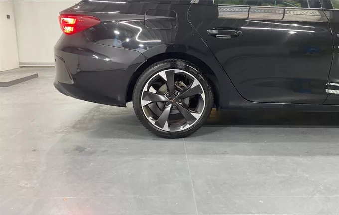 CUPRA LEON Sportstourer 1.5 eTSI Hybrid 150 ch DSG7 photo 12 2122308