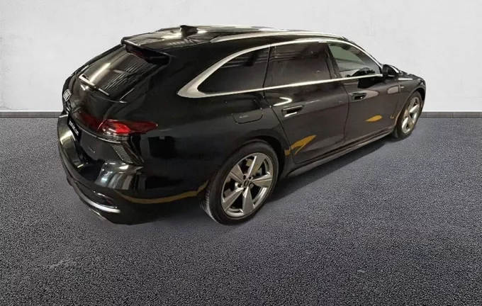 AUDI A6 Avant e-hybrid 299 ch S tronic 7 Quattro S line extérieur trois quart arrière droit 8873
