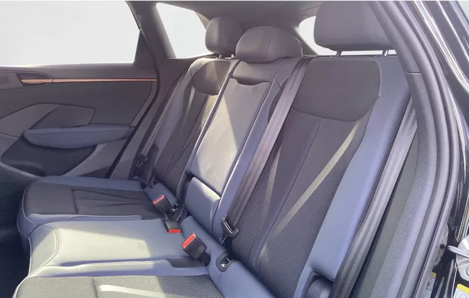 CUPRA TERRAMAR 1.5 eHybrid 272 ch DSG6 VZ extérieur arrière 3711