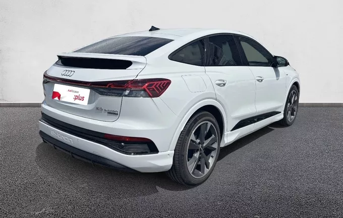 AUDI Q4 E-TRON Sportback 50 299 ch 82 kWh quattro S line extérieur trois quart arrière droit 2130667