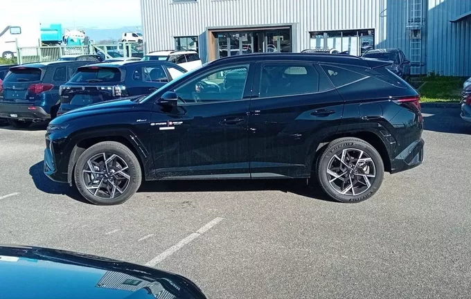HYUNDAI TUCSON 1.6 T-GDI 215 Hybrid BVA6 N Line Executive photo 28 5850902