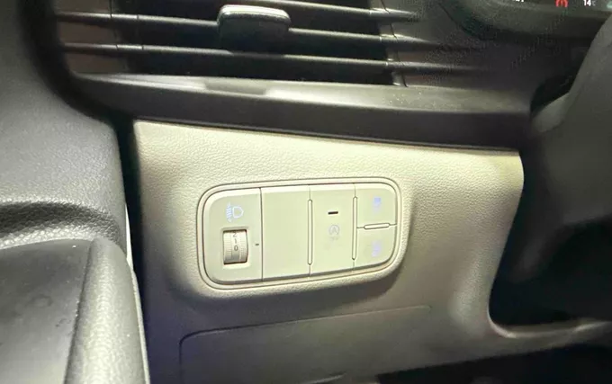 HYUNDAI BAYON 1.0 T-GDi 100 Hybrid 48V Intuitive photo 20 14052