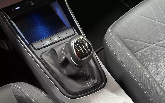 HYUNDAI BAYON 1.0 T-GDi 100 Hybrid 48V Intuitive photo 21 14052