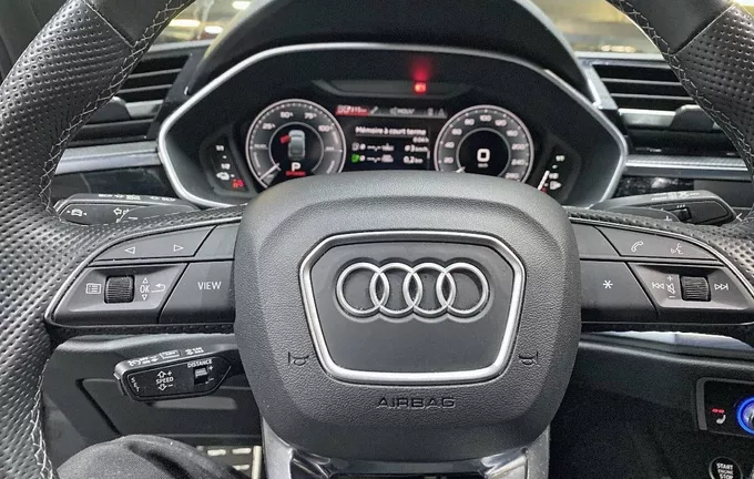 AUDI Q3 Sportback 45 TFSIe 245 ch S tronic 6 S line photo 12 2125863