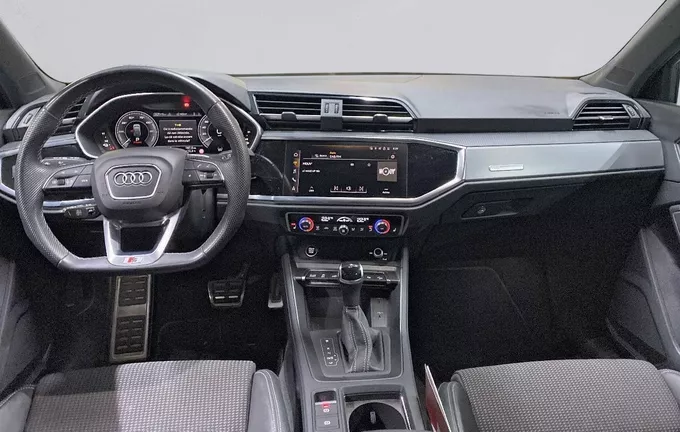 AUDI Q3 Sportback 45 TFSIe 245 ch S tronic 6 S line photo 18 2125863