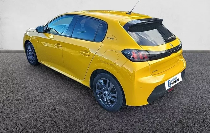 PEUGEOT 208 PureTech 100 S&S BVM6 Style extérieur trois quart arrière gauche 2125240