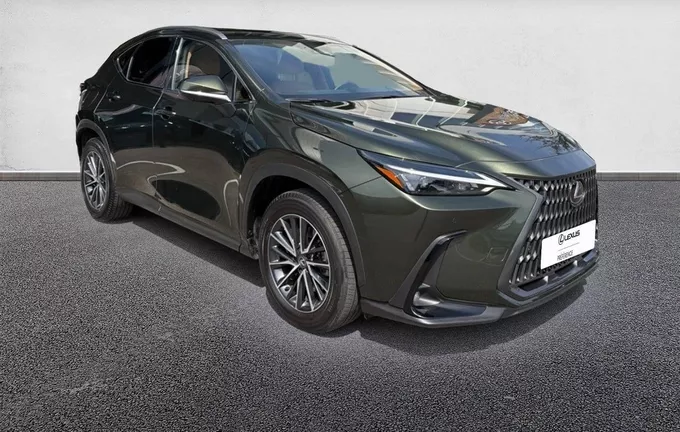 LEXUS NX 450h+ 4WD Hybride Rechargeable Luxe extérieur trois quart avant droit 1103385