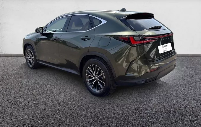 LEXUS NX 450h+ 4WD Hybride Rechargeable Luxe extérieur trois quart arrière gauche 1103385