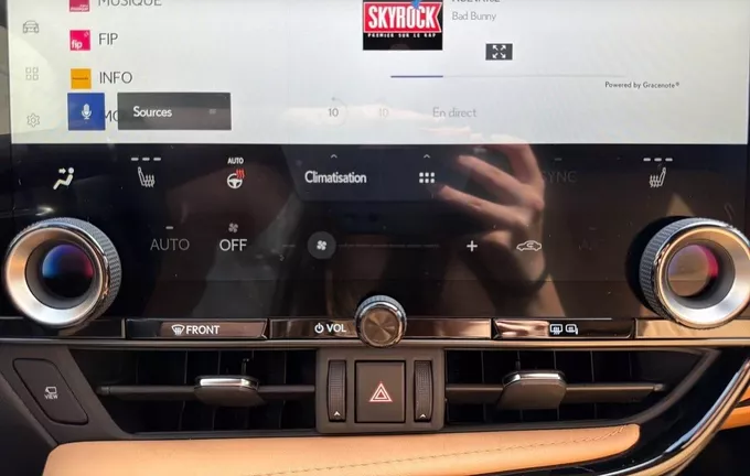 LEXUS NX 450h+ 4WD Hybride Rechargeable Luxe photo 14 1103385