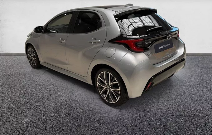 TOYOTA YARIS Hybride 116h Iconic extérieur trois quart arrière gauche 1103733