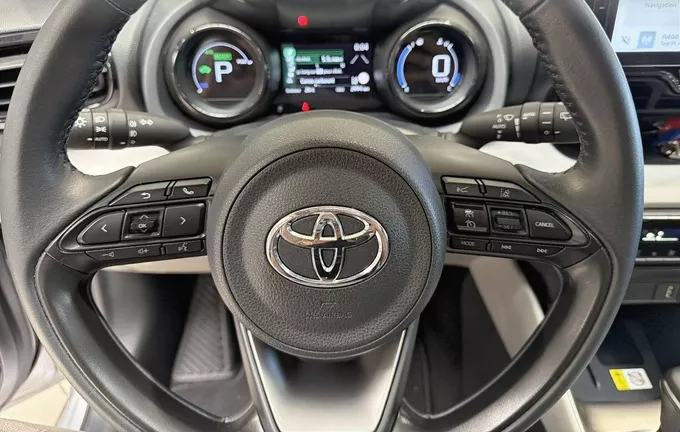 TOYOTA YARIS Hybride 116h Iconic photo 12 1103733