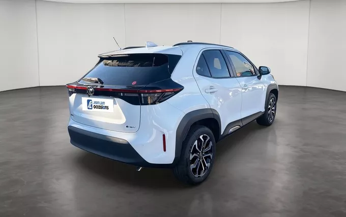 TOYOTA YARIS CROSS Hybride 130h 2WD Design extérieur trois quart arrière droit 1104030
