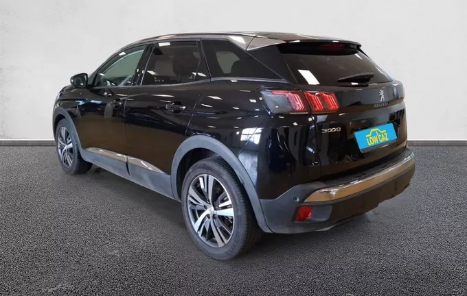 PEUGEOT 3008 BlueHDi 130ch S&S EAT8 Allure extérieur trois quart arrière gauche 212842