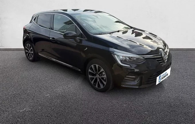 RENAULT CLIO E-Tech full hybrid 145 Techno extérieur trois quart avant droit 2132011
