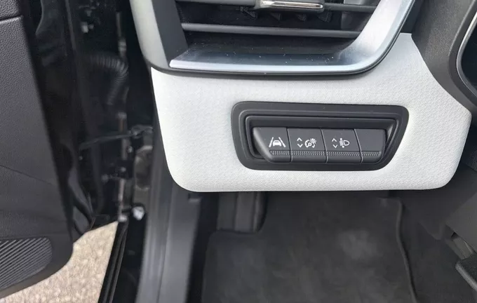 RENAULT CLIO E-Tech full hybrid 145 Techno photo 20 2132011