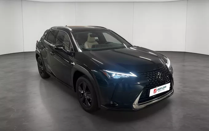 LEXUS UX 250h 2WD Luxe extérieur trois quart avant droit 1103949
