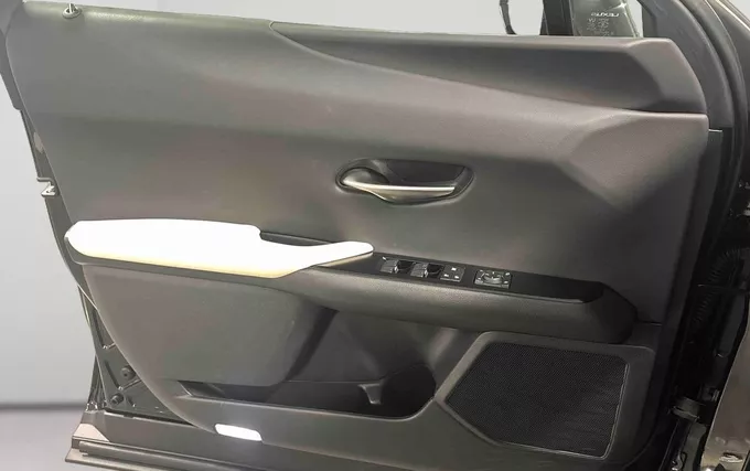 LEXUS UX 250h 2WD Luxe photo 20 1103949