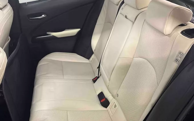 LEXUS UX 250h 2WD Luxe photo 17 1103949