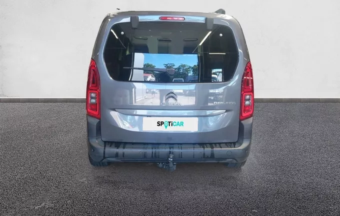CITROEN BERLINGO Taille M BlueHDi 130 S&S EAT8 Shine extérieur trois quart arrière droit 945879