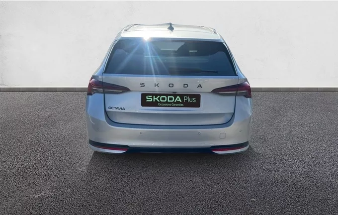SKODA OCTAVIA Combi 1.5 TSI Hybrid 150 ch ACT DSG7 Sportline extérieur côté gauche 2125561