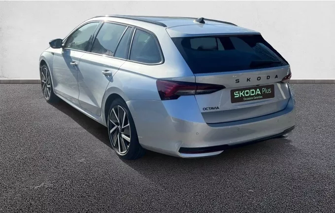 SKODA OCTAVIA Combi 1.5 TSI Hybrid 150 ch ACT DSG7 Sportline photo 11 2125561