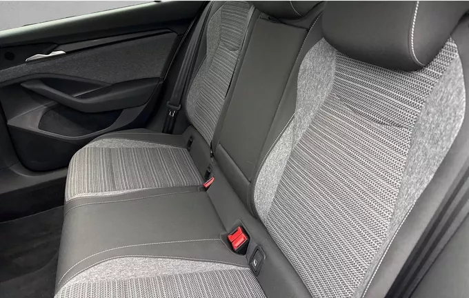 SKODA SUPERB Berline 2.0 TDI 150 ch SCR DSG7 Selection extérieur arrière 2123667