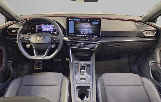 CUPRA LEON 1.5 eTSI 150 ch DSG7 V extérieur trois quart avant droit 2124749