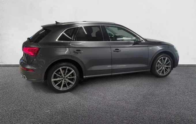 AUDI Q5 55 TFSI e 367 S tronic 7 Quattro PACK SLINE EXTERIEUR extérieur côté droit 2124809