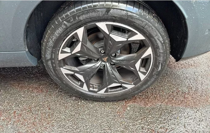 CUPRA TERRAMAR 1.5 eTSI Hybrid 150 ch DSG7 V photo 12 2125551