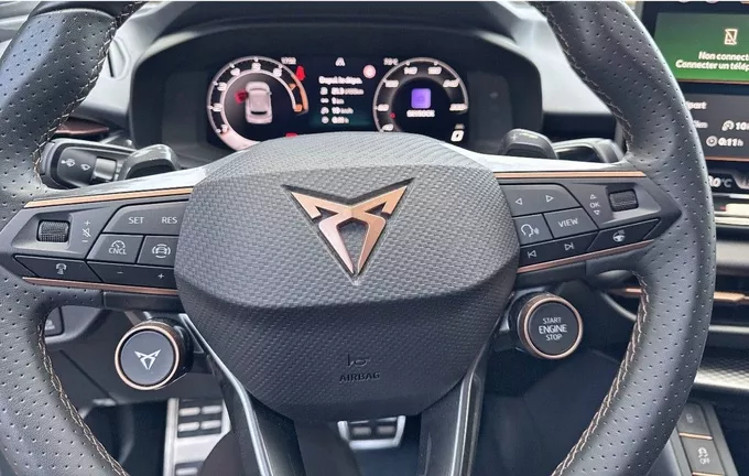 CUPRA TERRAMAR 1.5 eTSI Hybrid 150 ch DSG7 V photo 19 2125551