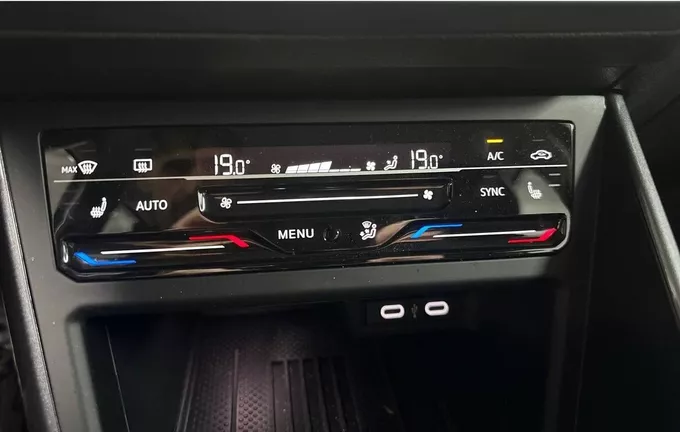 VOLKSWAGEN POLO 1.0 TSI 95 S&S BVM5 Style photo 17 2127645