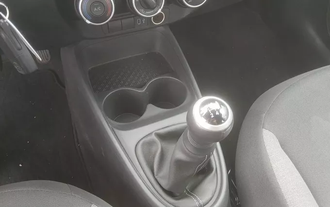 TOYOTA AYGO X 1.0 VVT-i 72 Dynamic photo 13 1103931