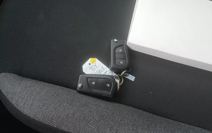 TOYOTA AYGO X 1.0 VVT-i 72 Dynamic photo 19 1103931