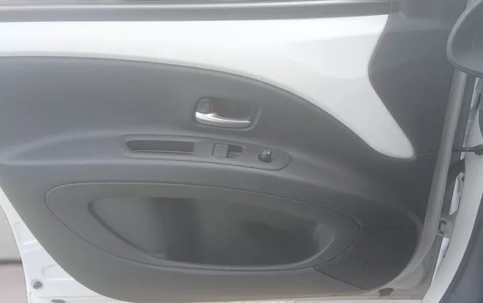 TOYOTA AYGO X 1.0 VVT-i 72 Dynamic photo 20 1103931