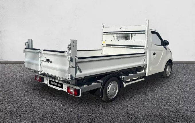 MAXUS E-DELIVER3 CHASSIS CABINE L2 51.5 KWH extérieur trois quart arrière droit 6800685
