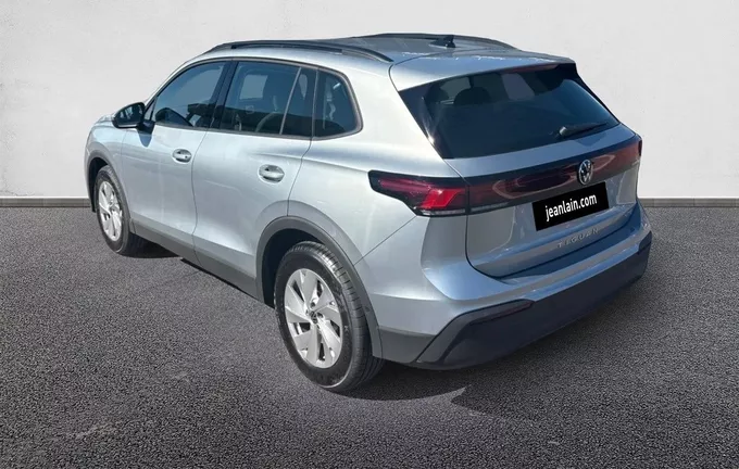 VOLKSWAGEN TIGUAN 1.5 eTSI 130ch DSG7 extérieur trois quart arrière gauche 7118