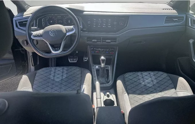 VOLKSWAGEN TAIGO 1.0 TSI 110 DSG7 R-Line extérieur trois quart avant droit 2127745