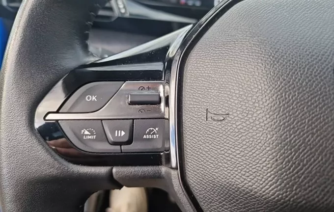 PEUGEOT 308 PureTech 130ch S&S BVM6 Allure photo 21 3013124